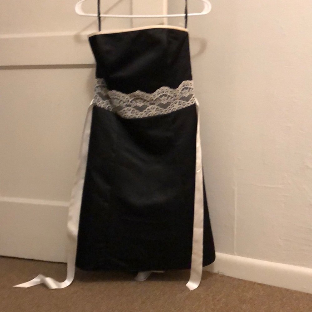 Black and cream strapless cocktail dress
